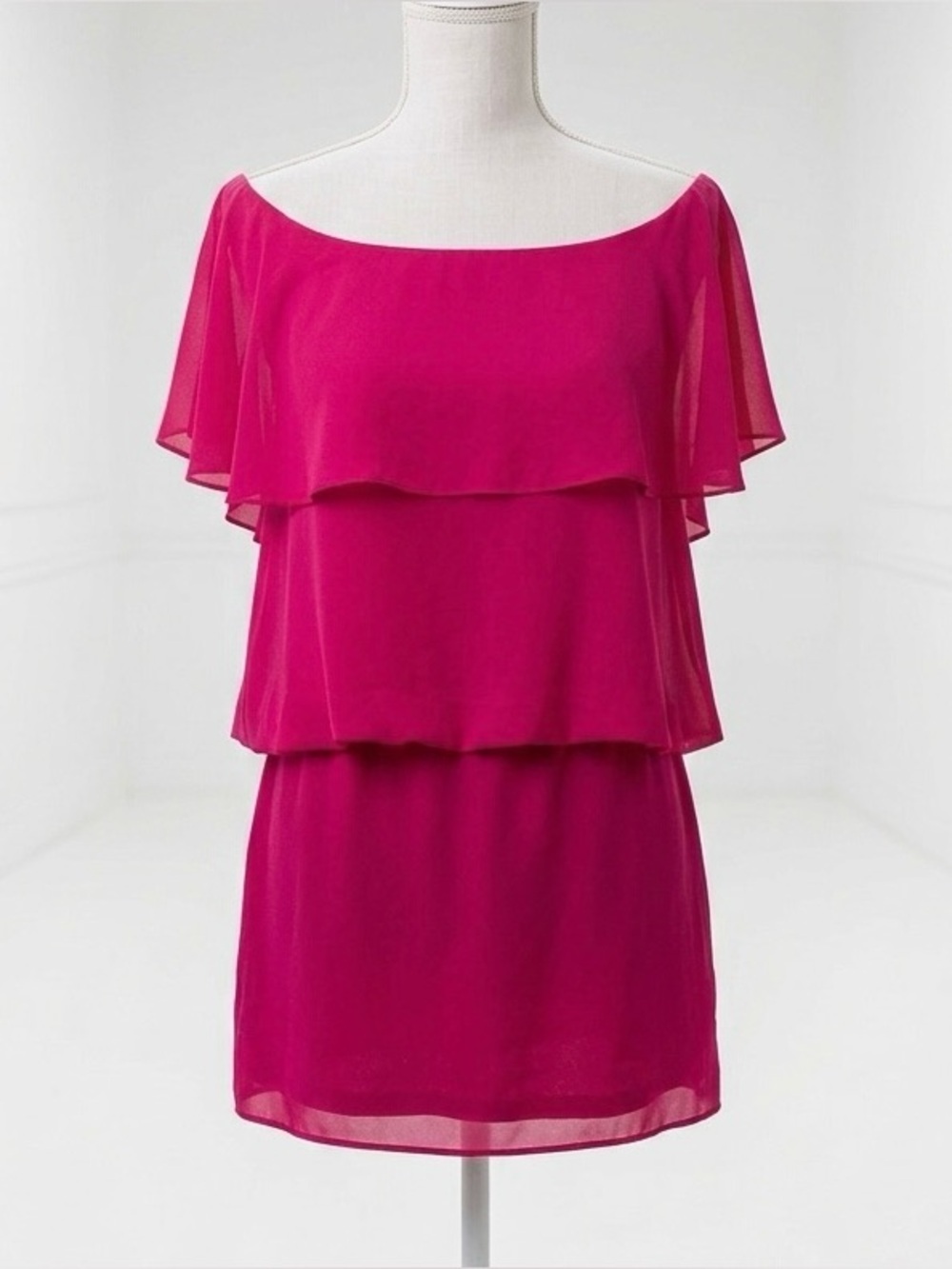Le‎ Chateau| Fuchsia Pink Off the Shoulder Layered Ruffle 90s Retro Dress Sz S